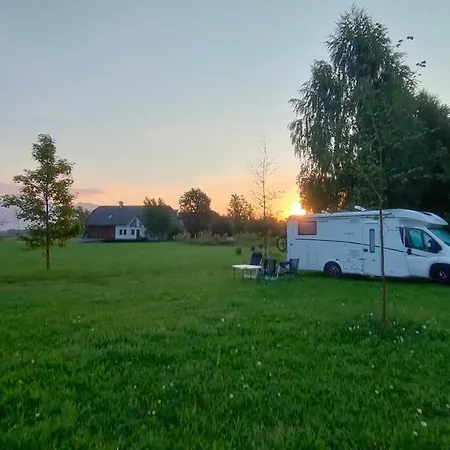 Na Poljani krevet i doručak Kranj