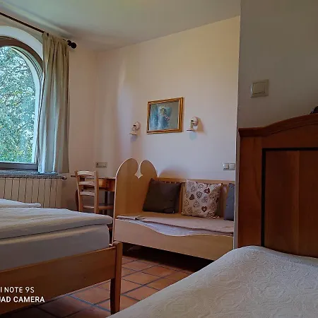 Bed & Breakfast Na Poljani 3*